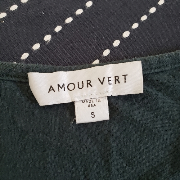Amour Vert| Square Neck Cuffed Bishop Sleeve Green Size Small - Picture 3 of 6
